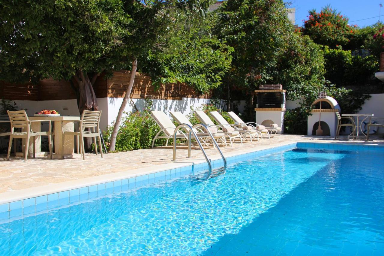Villa Oasis Камиларион Экстерьер фото