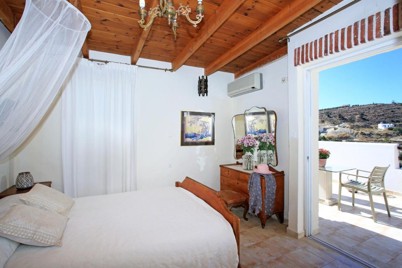Villa Oasis Камиларион Экстерьер фото